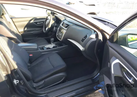 2018 Nissan Altima 2.5 S z USA, uszkodzony, nr VIN 1N4AL3AP0JC120508